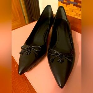 Tory Burch new Black Leather Kitten Heels